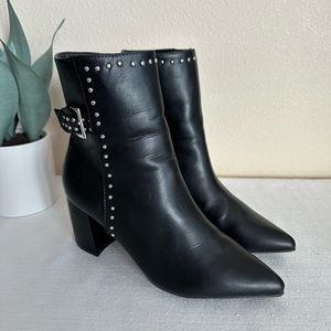 Olivia + Kate Rachel Black Studded Above Ankle Boots Woman’s 8.5M